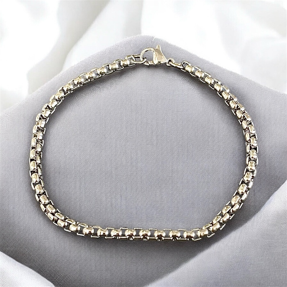 Box chain Stainless Steel 8.3 inch long and 4mm width bracelet - Silver - Picture 1 of 8